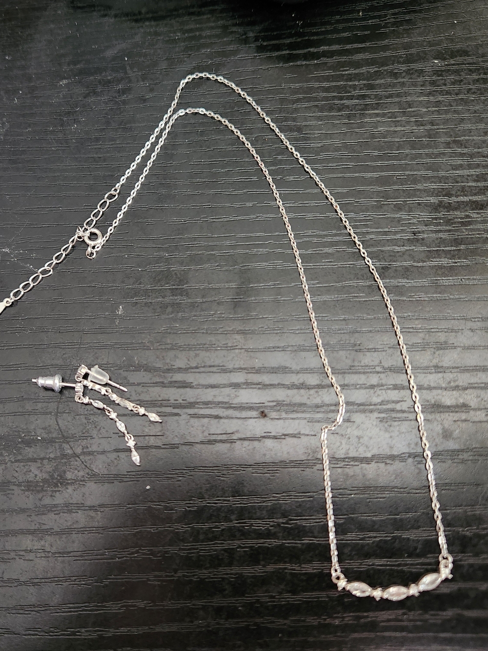 Wedding Bridal Jewelry Necklace and Earrings Set - Silver